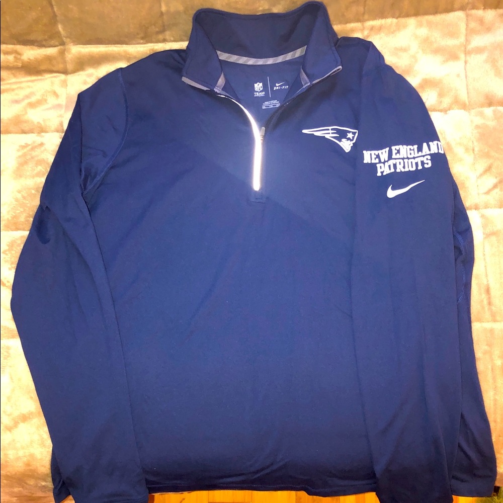 Nike New England Patriots Dri-Fit pullover
